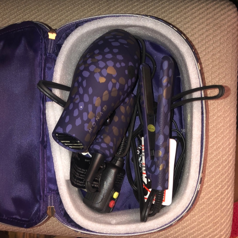 Monat travel size hair drier and straightener
